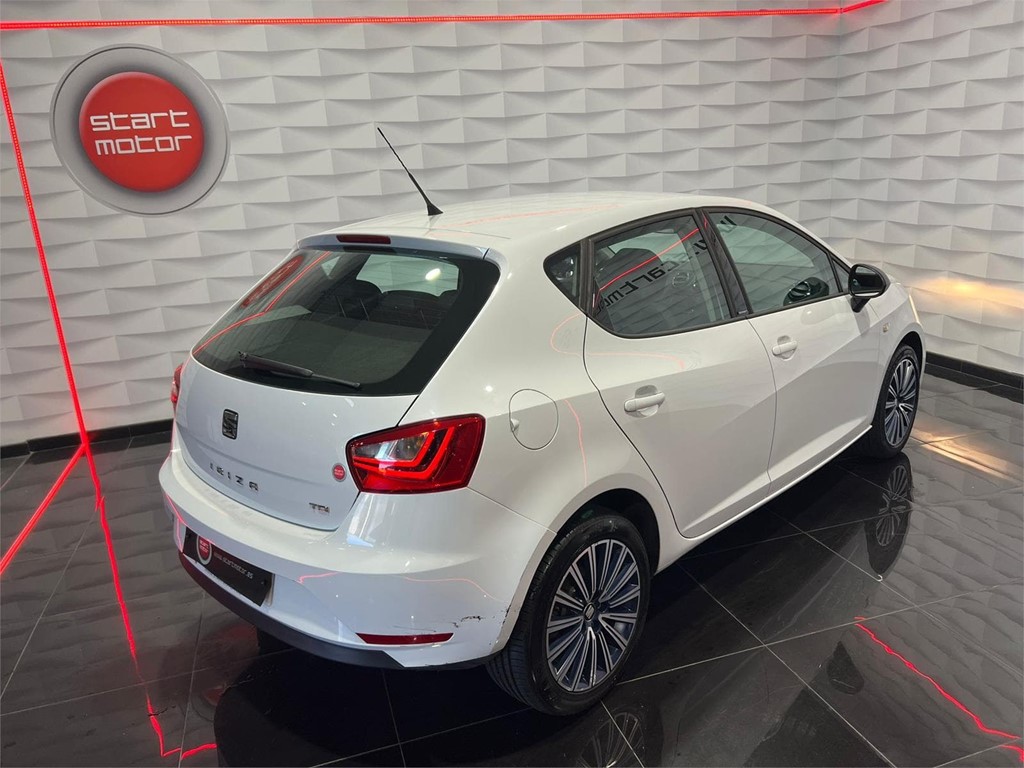 Foto 4 SEAT IBIZA 1.4 TDI 90cv CONNECT